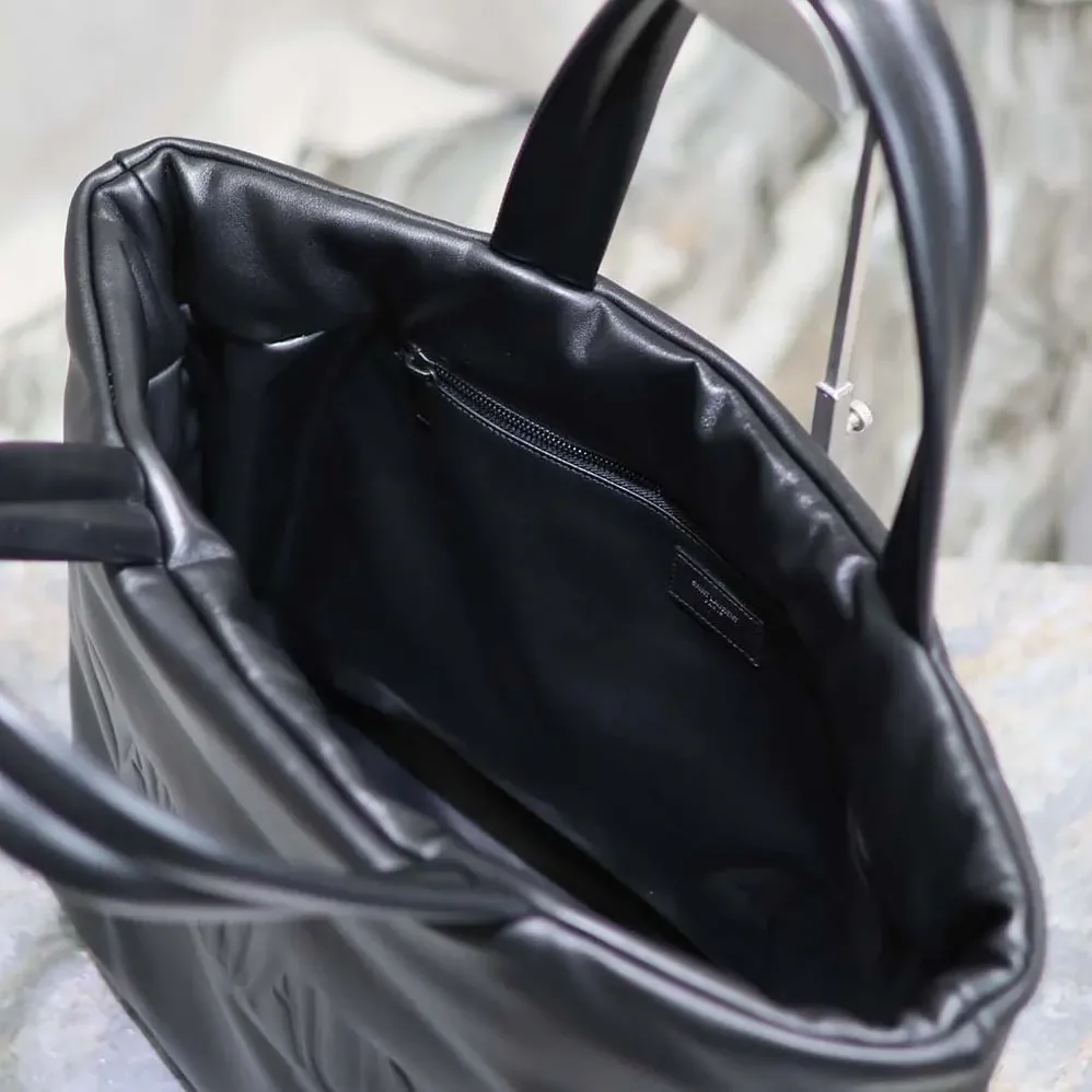 Saint Laurent YSL Saint Laurent Tote in Nappa Lambskin for Unisex in Black Saint Laurent YSL Saint Laurent Tote in Nappa Lambskin for Unisex in Black