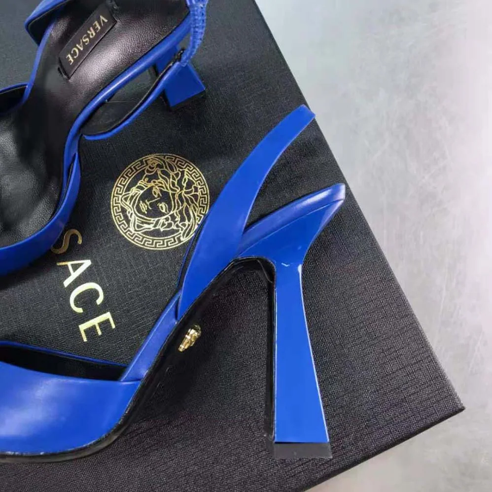 Versace La Medusa Sling for Women in Back Pumps Versace La Medusa Sling for Women in Back Pumps