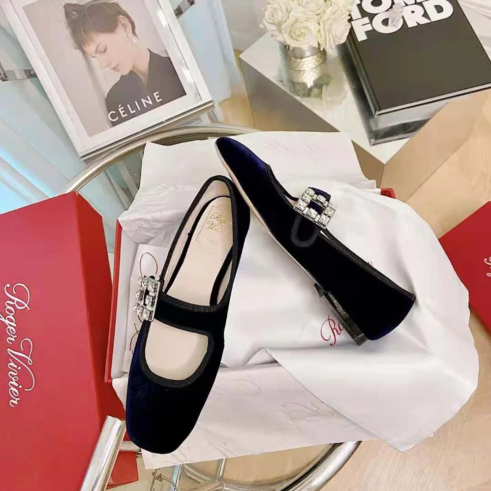 Roger Vivier Très Vivier Strass Buckle Babies Ballerinas in Velvet for Women Roger Vivier Très Vivier Strass Buckle Babies Ballerinas in Velvet for Women