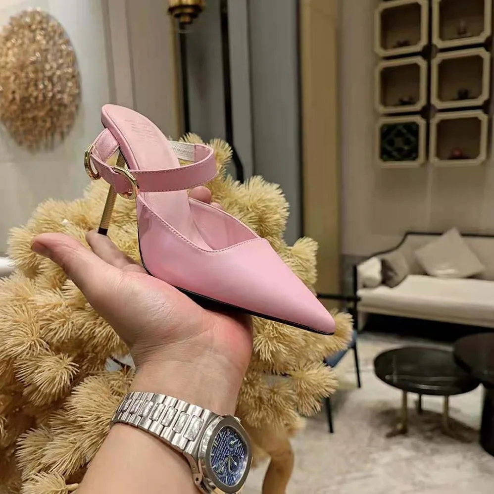 Givenchy Voyou Slingbacks in Leather for Women in Pink Givenchy Voyou Slingbacks in Leather for Women in Pink