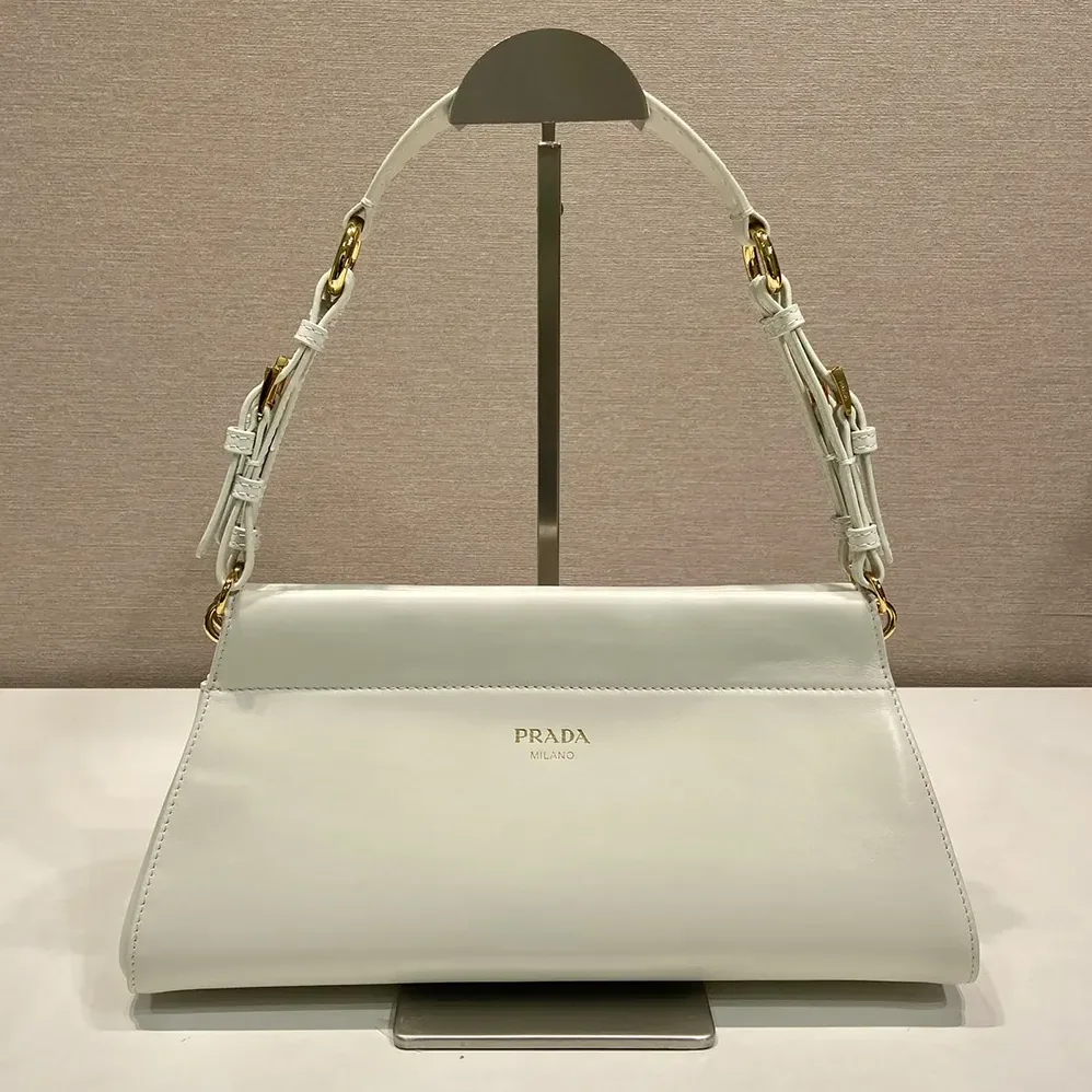 Prada Enchaîné Medium Leather Bag for Women in White Prada Enchaîné Medium Leather Bag for Women in White