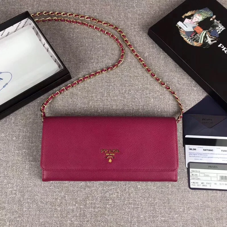 Prada Leather Shoulder Bag in Saffiano for Women in Rose Prada Leather Shoulder Bag in Saffiano for Women in Rose