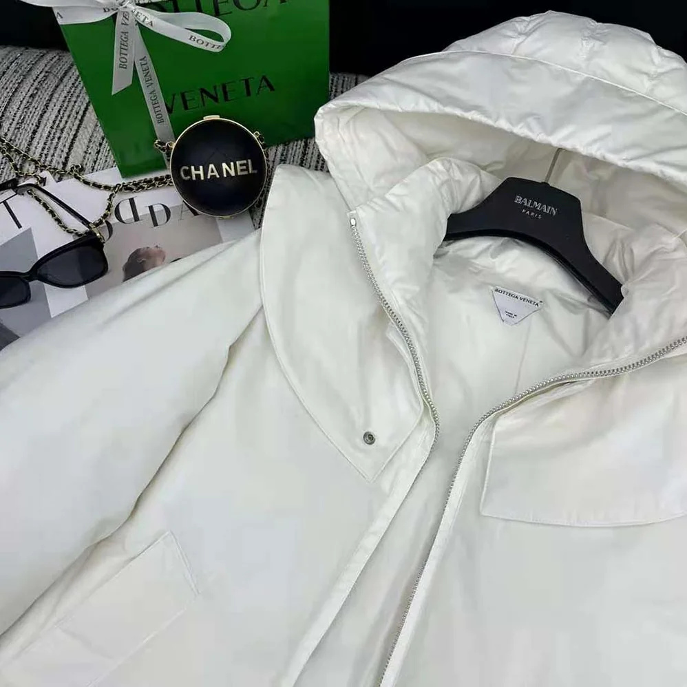 Bottega Veneta Frosted Poplin Puffer Jacket for Women in White