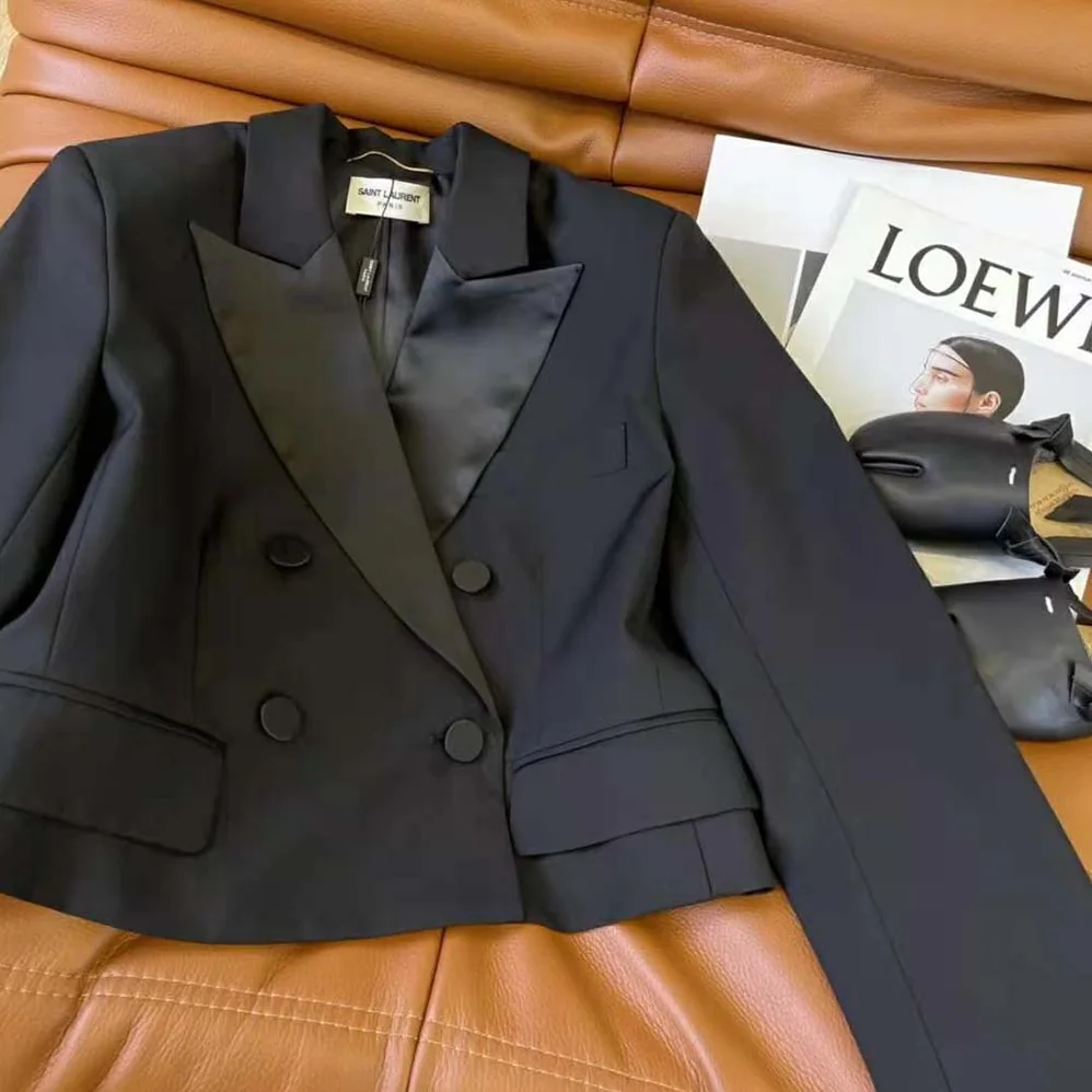 Saint Laurent YSL Cropped Tuxedo Jacket in Grain DE Poudre Saint Laurent for Women Saint Laurent YSL Cropped Tuxedo Jacket in Grain DE Poudre Saint Laurent for Women