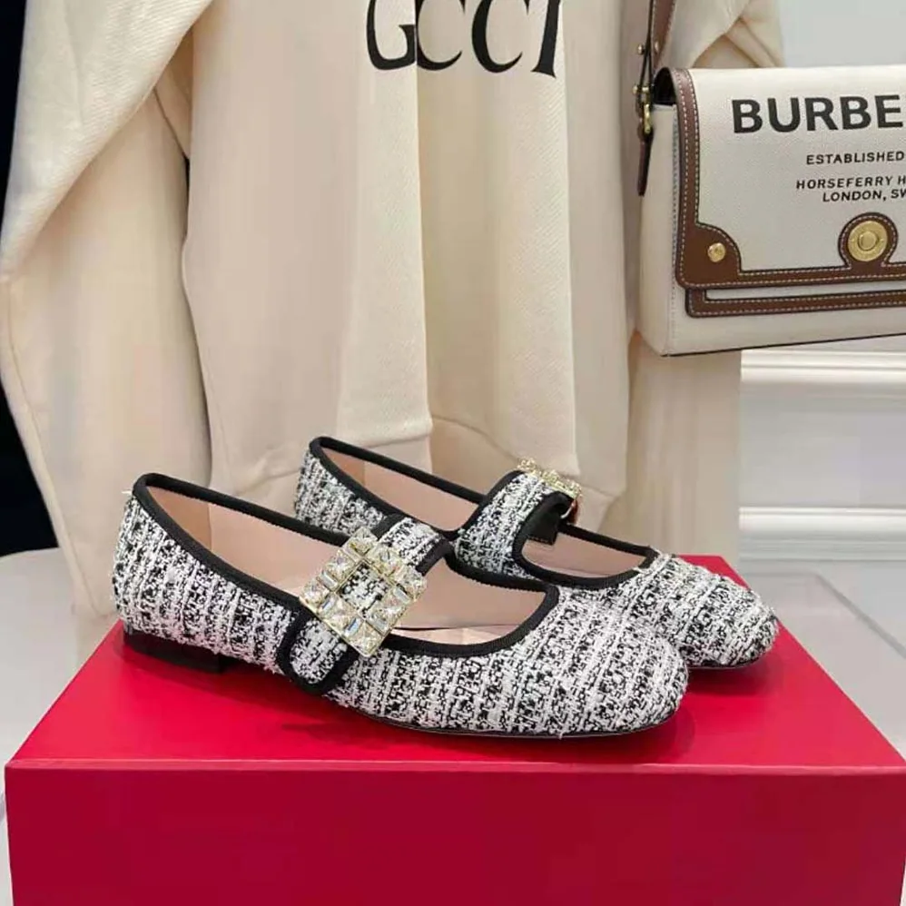 Roger Vivier Tres Vivier Strass Buckle Babies Ballerinas in Fabrics for Women Roger Vivier Tres Vivier Strass Buckle Babies Ballerinas in Fabrics for Women