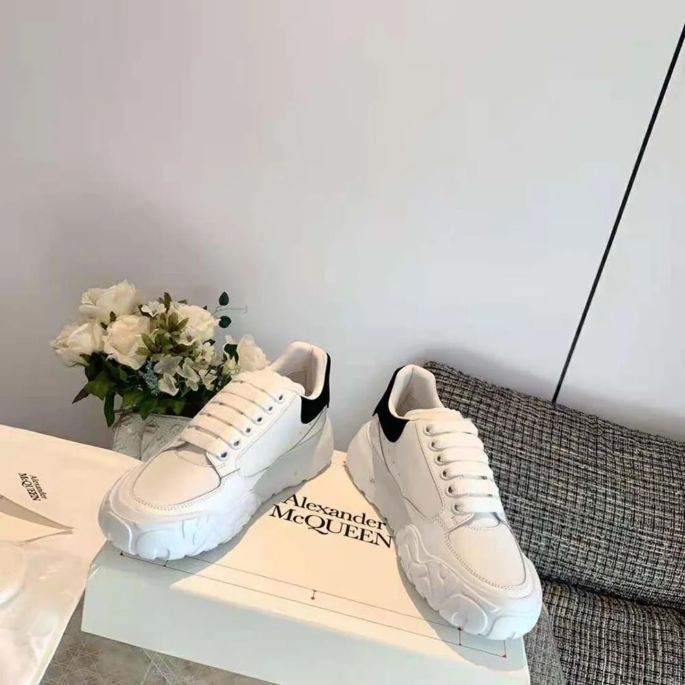 Alexander Mcqueen Court Trainer in White for Unisex in Black Alexander Mcqueen Court Trainer in White for Unisex in Black