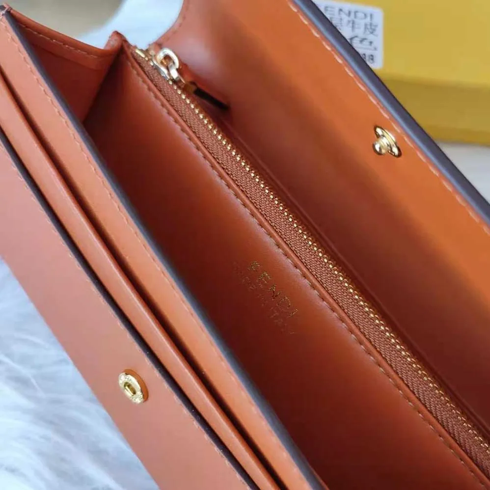 Fendi Continental Brown Leather Wallet Fastened with a Snap Button for Women Fendi Continental Brown Leather Wallet Fastened with a Snap Button for Women