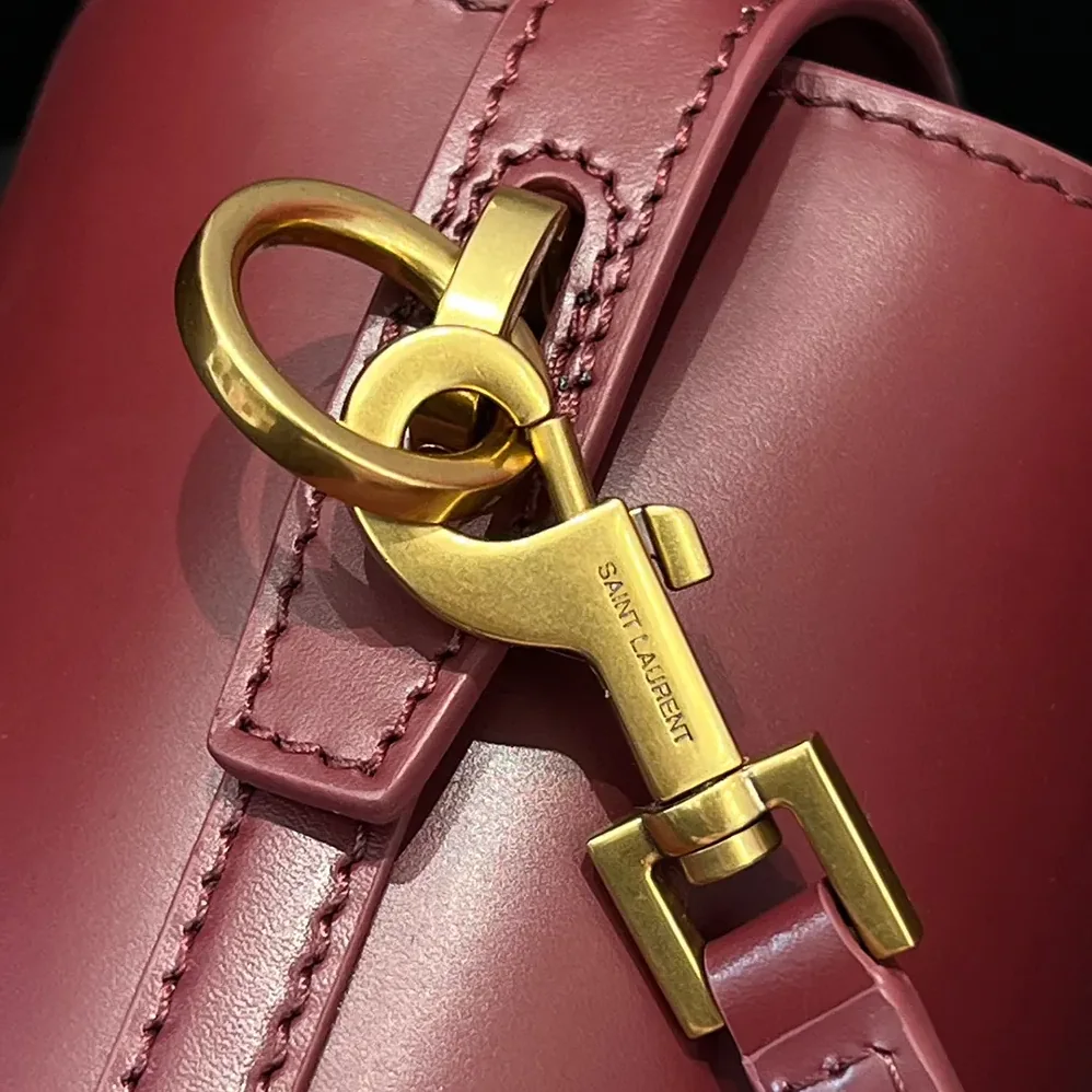 Saint Laurent YSL Le 37 Mini in Shiny Leather for Women in Maroon Saint Laurent YSL Le 37 Mini in Shiny Leather for Women in Maroon