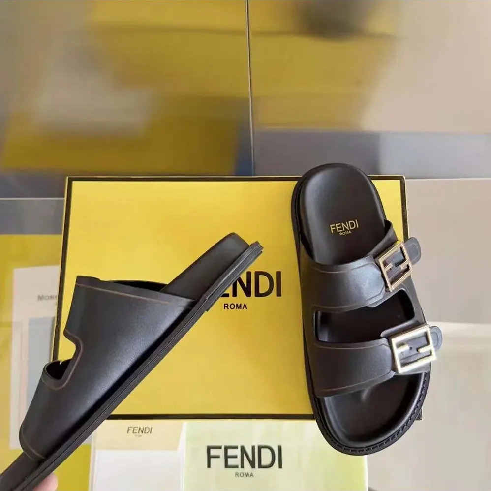 Fendi Feel Black Leather Slides for Unisex