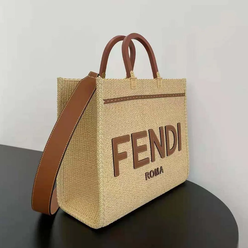 Fendi Fendi Sunshine Medium Shopper in Natural Straw for Women Fendi Fendi Sunshine Medium Shopper in Natural Straw for Women