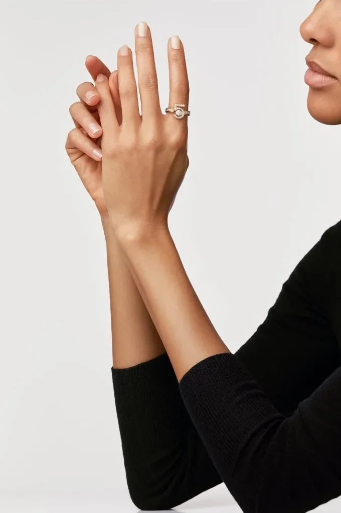 Chanel Eternal N°5 Ring Beige Gold