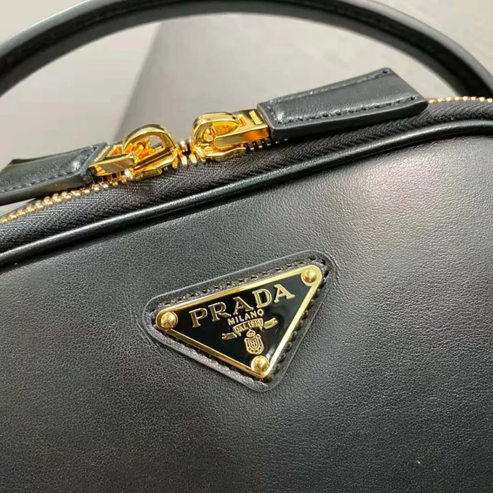 Prada Odette Leather Mini-bag for Women in Black Prada Odette Leather Mini-bag for Women in Black