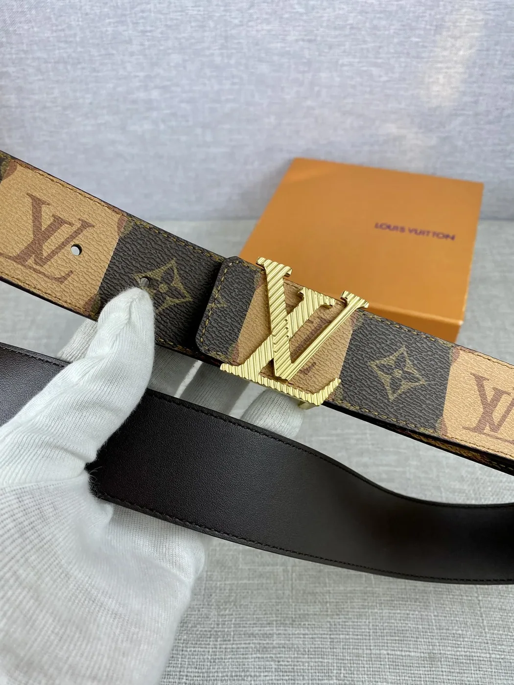 Louis Vuitton Iconic Reversible LV Belt Brown LV for Women Louis Vuitton Iconic Reversible LV Belt Brown LV for Women