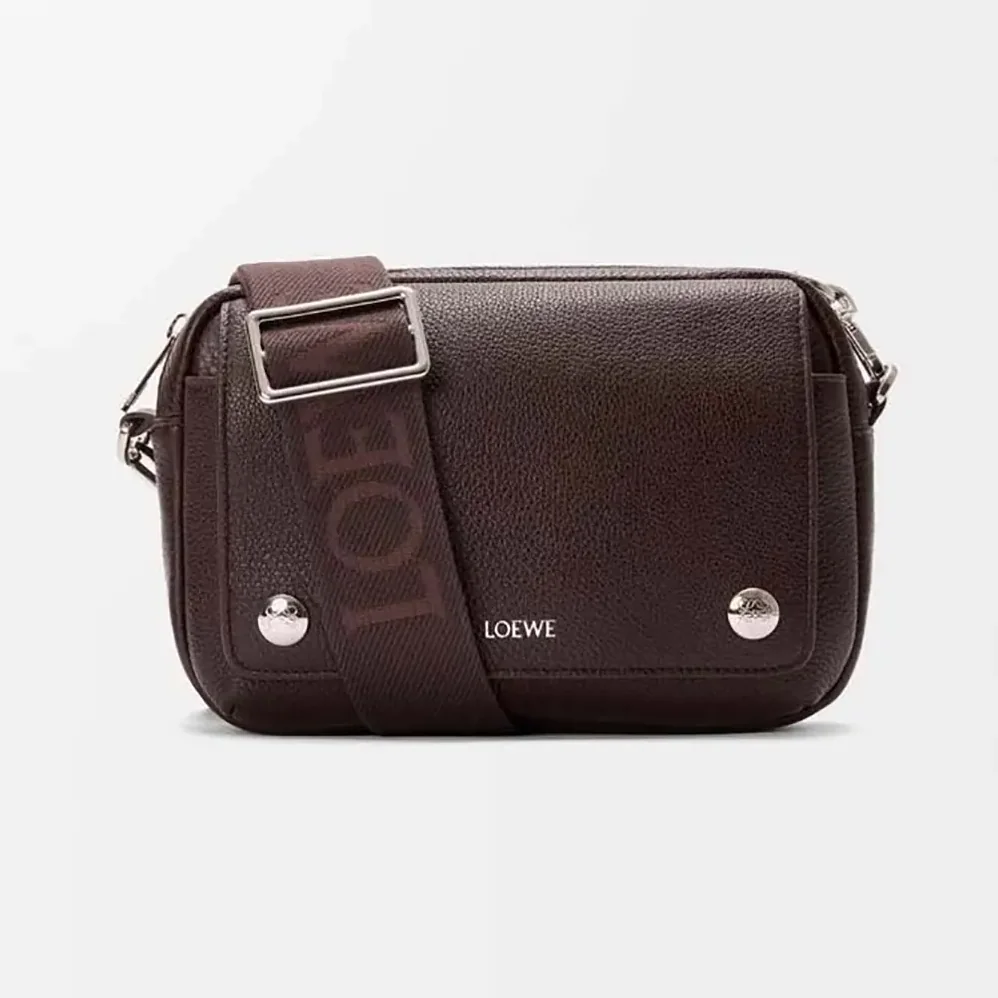 Loewe Small Pebble Messenger Bag in Supple Grained Calfskin for Unisex in Burgundy Loewe Small Pebble Messenger Bag in Supple Grained Calfskin for Unisex in Burgundy