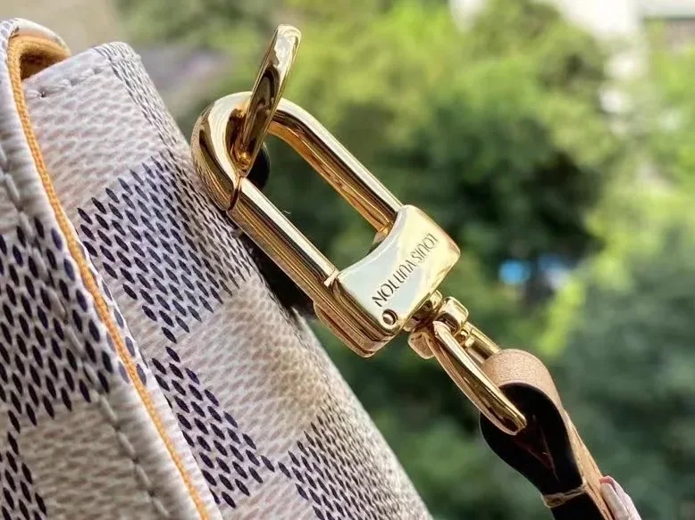 Louis Vuitton Croisette Damier Azur Canvas Pink