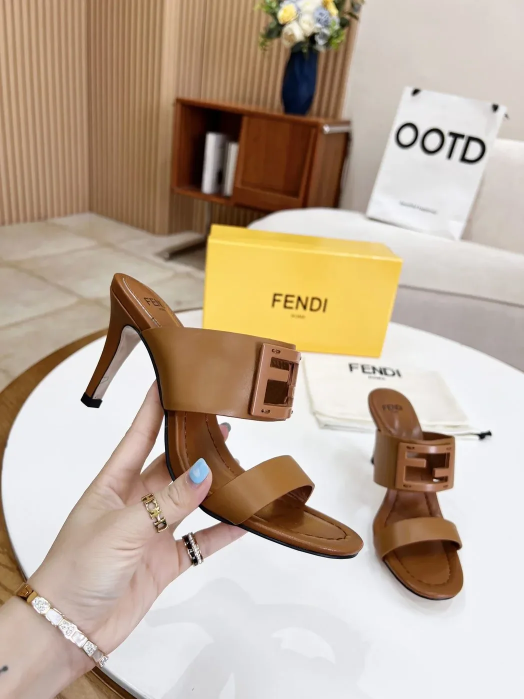 Fendi Baguette Brown Heels Fendi Baguette Brown Heels