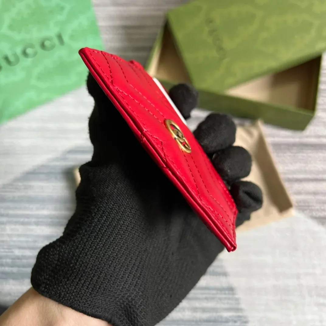 Gucci GG Marmont Keychain Wallet Red / Gucci GG Marmont Keychain Wallet Red /