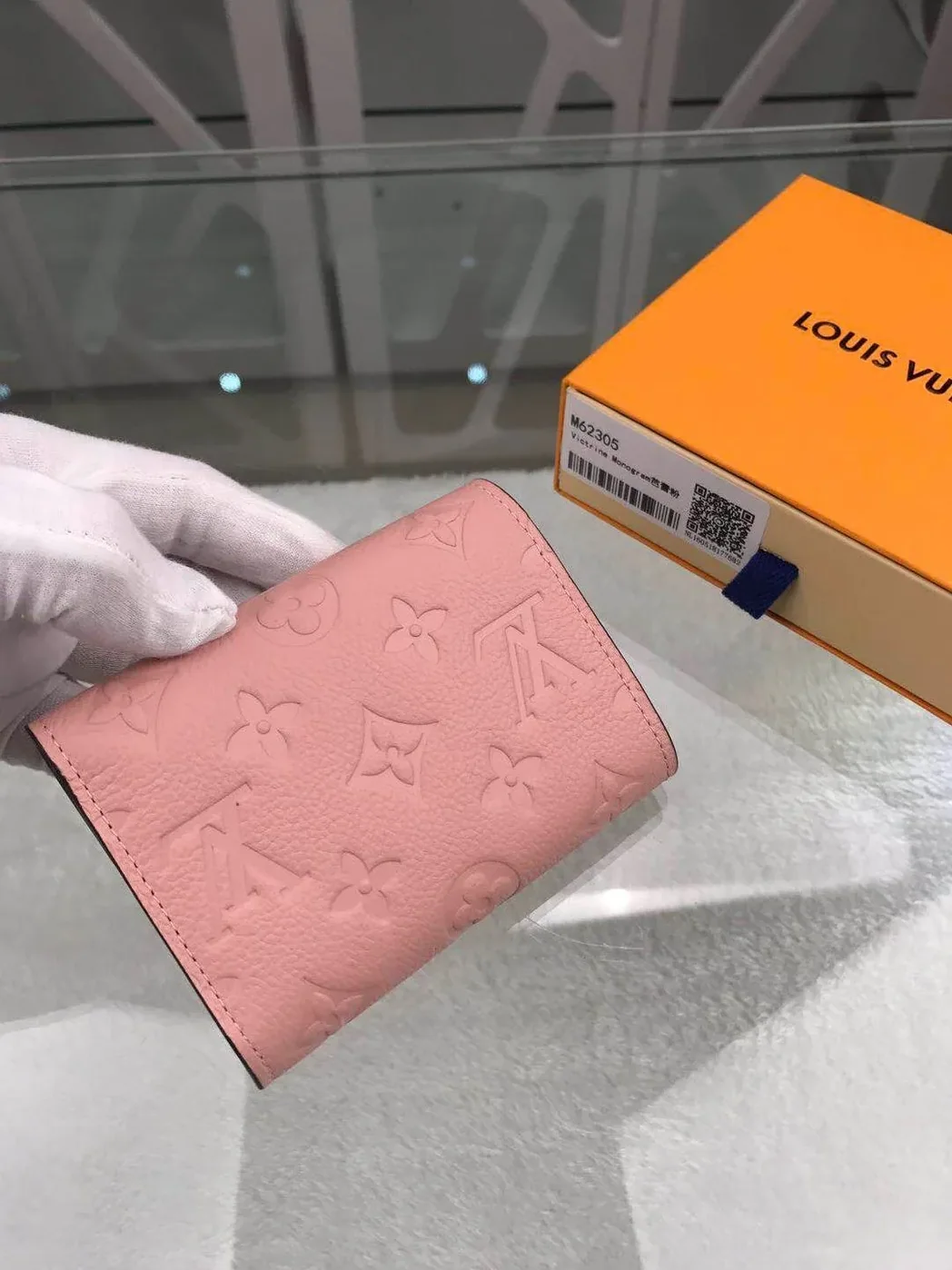 Louis Vuitton Victorine Wallet Monogram Empreinte Pink Louis Vuitton Victorine Wallet Monogram Empreinte Pink