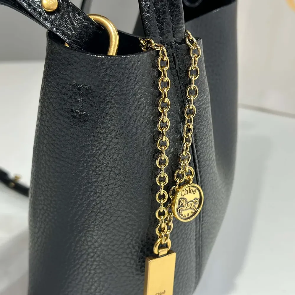Chloe Small Chloé Spin Tote Bag in Grained Leather for Women in Black Chloe Small Chloé Spin Tote Bag in Grained Leather for Women in Black