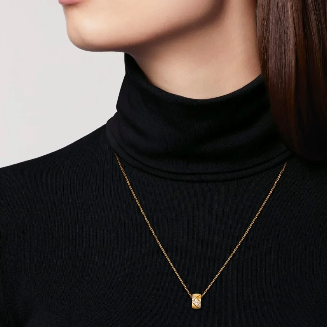 Chanel Coco Crush Necklace Gold Hardware