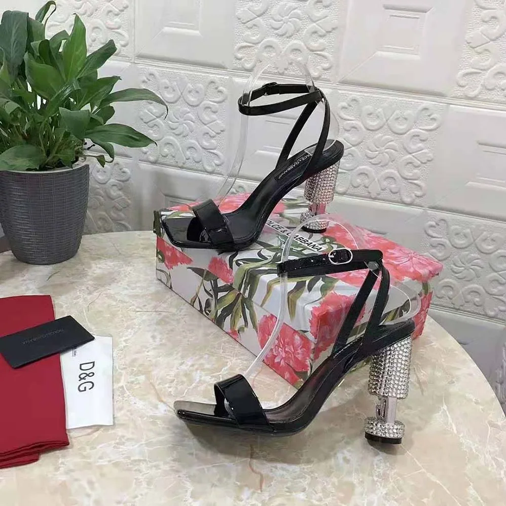 Dolce Gabbana D&G Polished Calfskin Pumps for Women Dolce Gabbana D&G Polished Calfskin Pumps for Women
