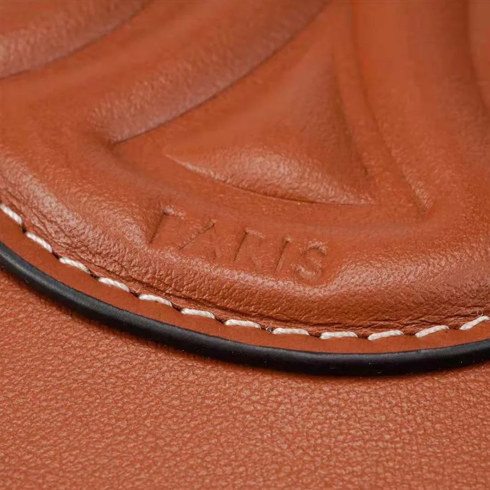 Celine Folco Cuir Triomphe in Smooth Calfskin for Women in Brown Celine Folco Cuir Triomphe in Smooth Calfskin for Women in Brown