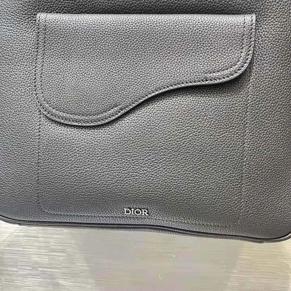 Dior Saddle Tote Bag with Shoulder Strap Black Grained Calfskin for Men Dior Saddle Tote Bag with Shoulder Strap Black Grained Calfskin for Men
