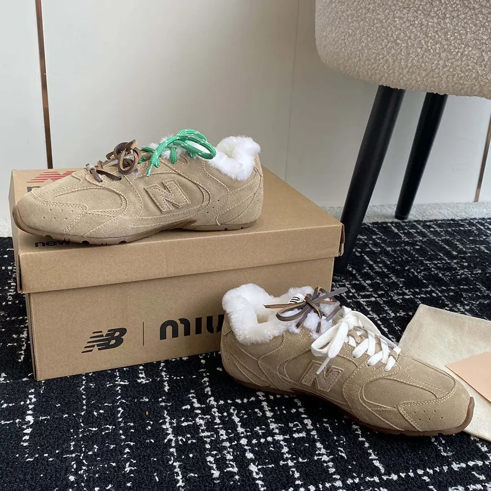 Miu Miu New Balance X Miu Miu 530 SL Bleached Leather Sneakers for Women Miu Miu New Balance X Miu Miu 530 SL Bleached Leather Sneakers for Women