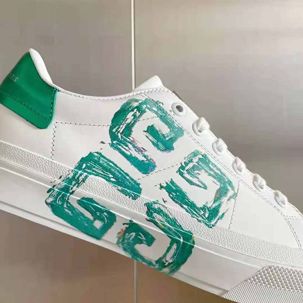 Givenchy Sneakers City Sport in 4G Print Leather for Unisex in Green Givenchy Sneakers City Sport in 4G Print Leather for Unisex in Green