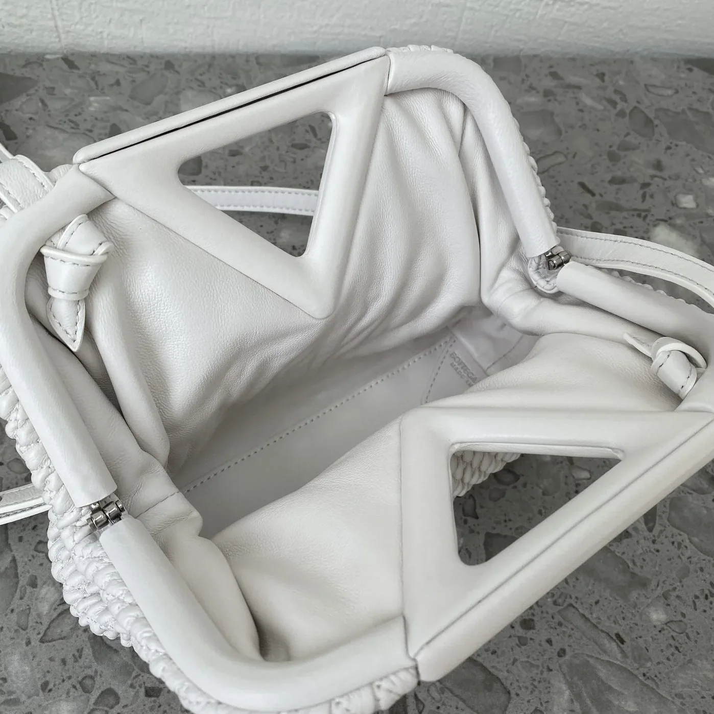 Bottega Veneta Point Chalk Bottega Veneta Point Chalk