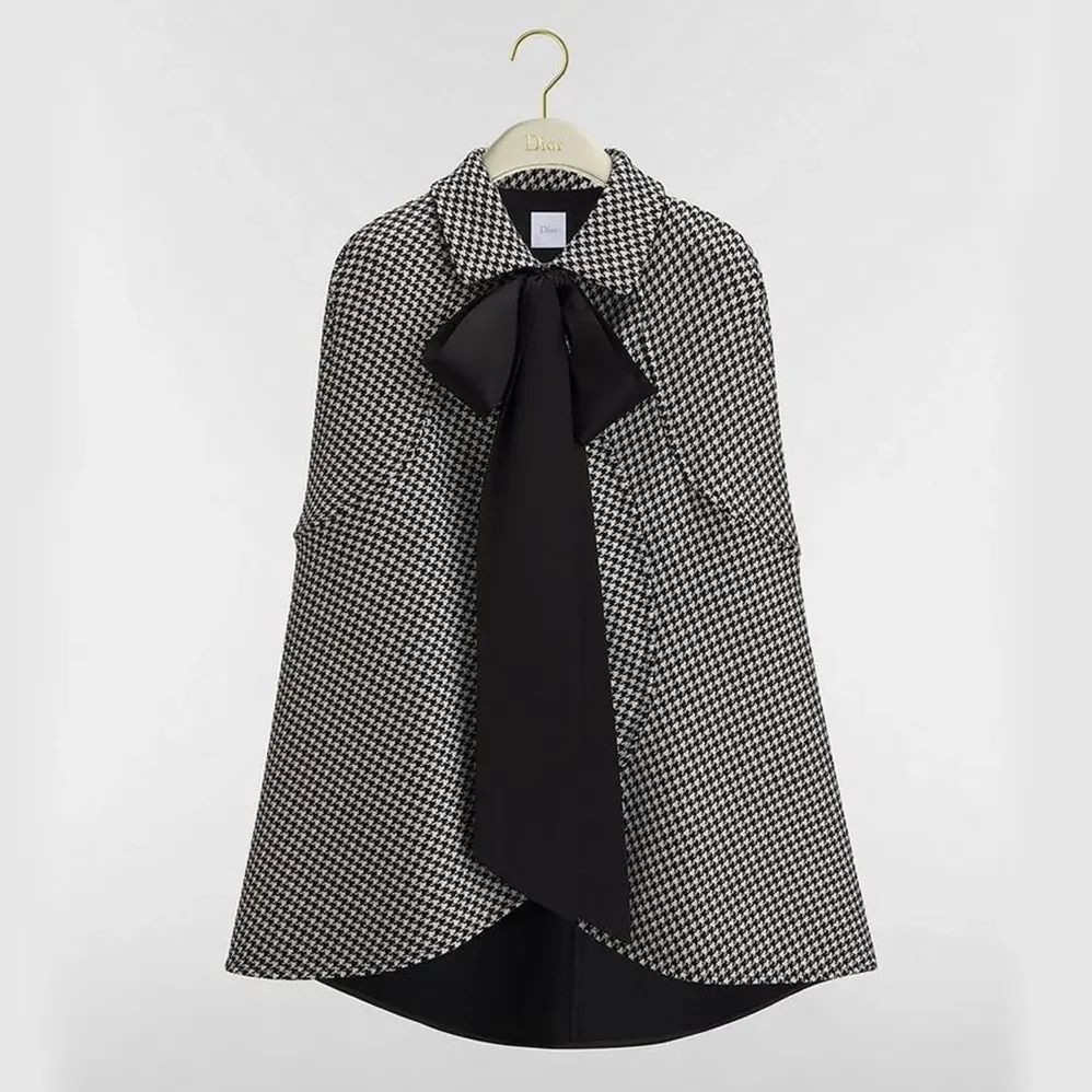 Dior Cape with Tied Neckline Black and White Houndstooth Silk-Virgin for Women in Wool Blend