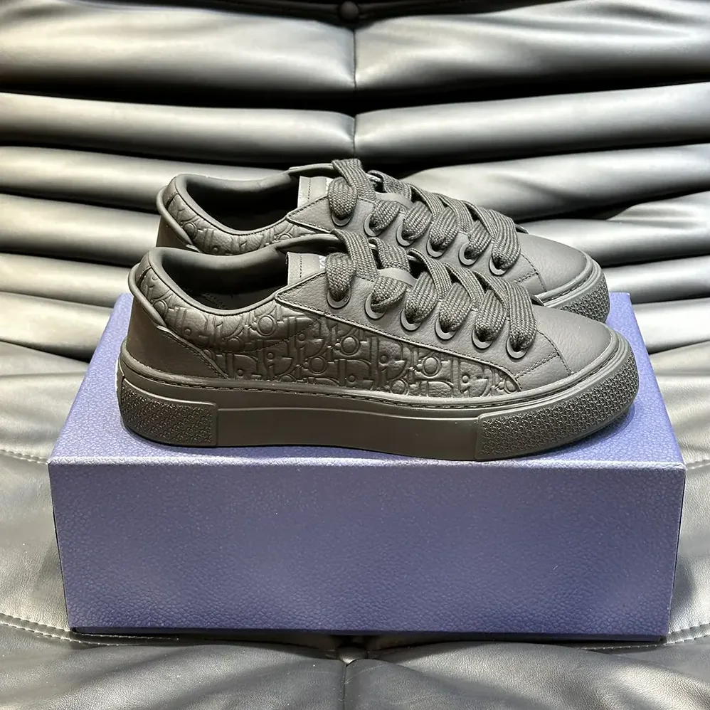 Dior B33 Sneaker Black Grained Calfskin and Black Dior Gravity Leather for Men