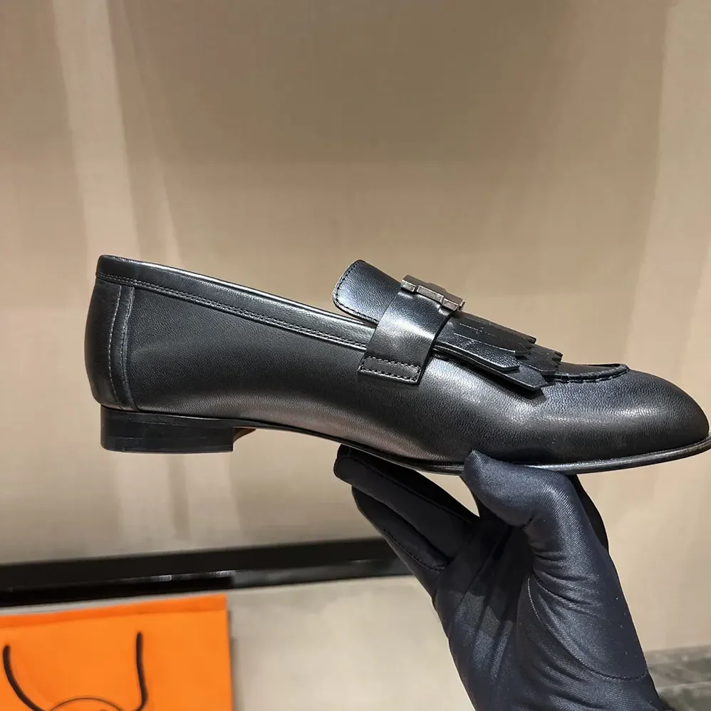 Hermes Royal Loafer in Goatskin for Women in Black