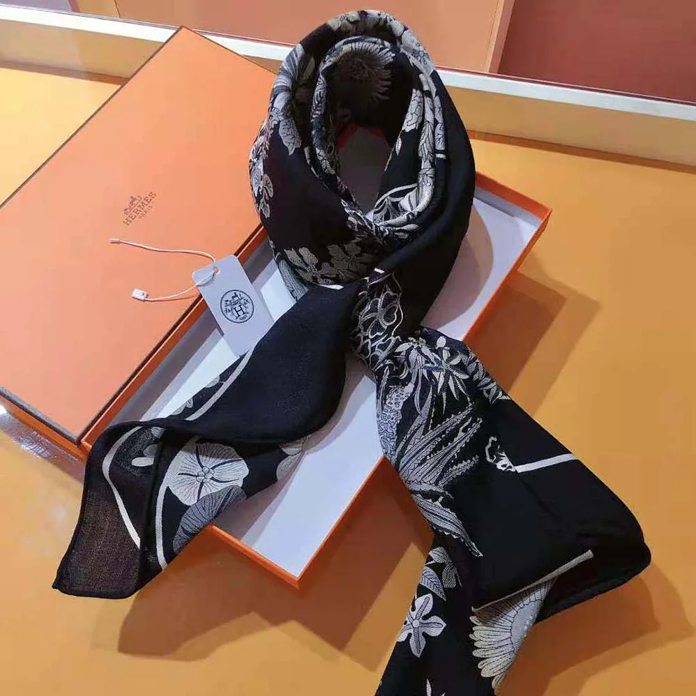 Hermes Planifleurs Scarf 90 for Women in Black