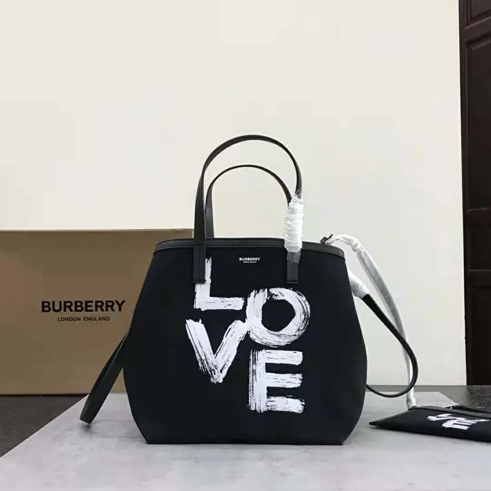 Burberry Medium Love Print Cotton Beach Tote for Women in Black
