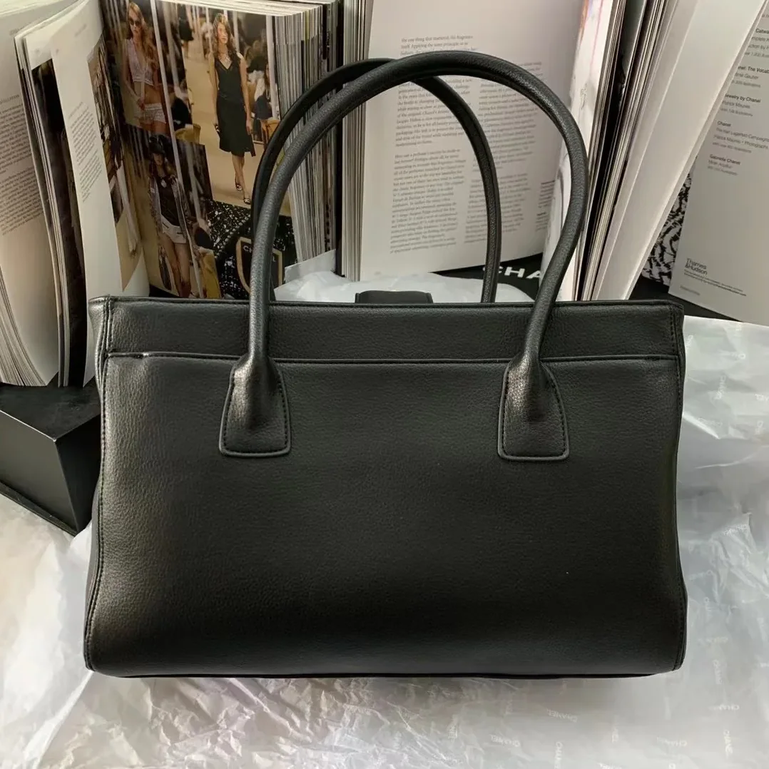 Caviar Cerf Black /