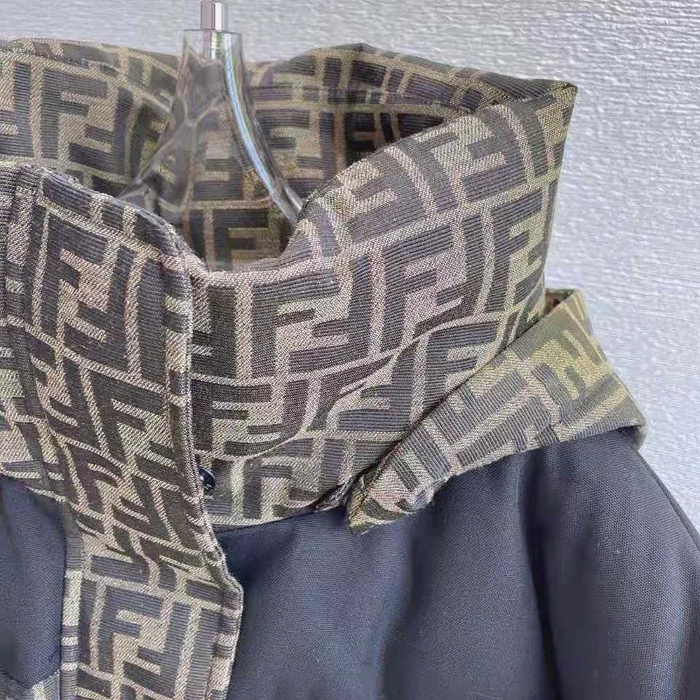 Fendi Ski Jacket Brown Canvas Jacket for Women in Brown