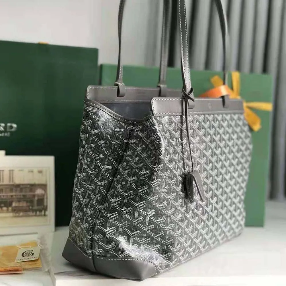Goyard Bellechasse Biaude PM Bag for Women in Grey Goyard Bellechasse Biaude PM Bag for Women in Grey