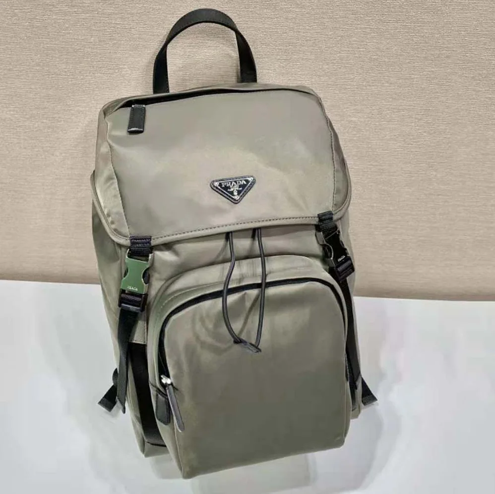 Prada Re-Nylon and Saffiano Leather Backpack for Men in Gray Prada Re-Nylon and Saffiano Leather Backpack for Men in Gray