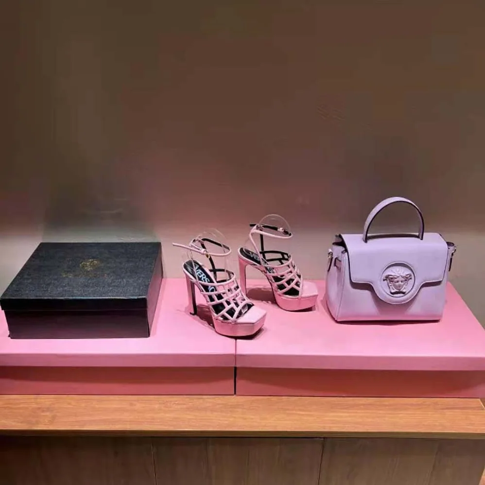 Versace Greca Maze Sandals in 15cm Heel Height for Women in Pink Versace Greca Maze Sandals in 15cm Heel Height for Women in Pink
