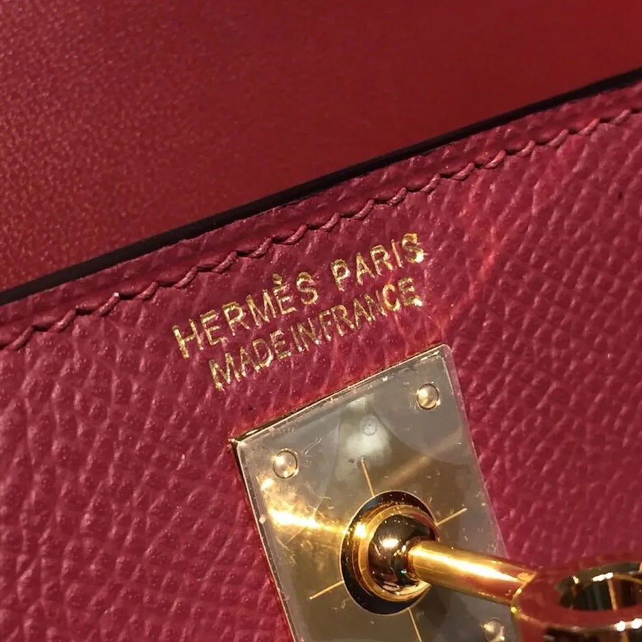 Hermes Mini Kelly Burgundy Gold Toned Hardware / Hermes Mini Kelly Burgundy Gold Toned Hardware /