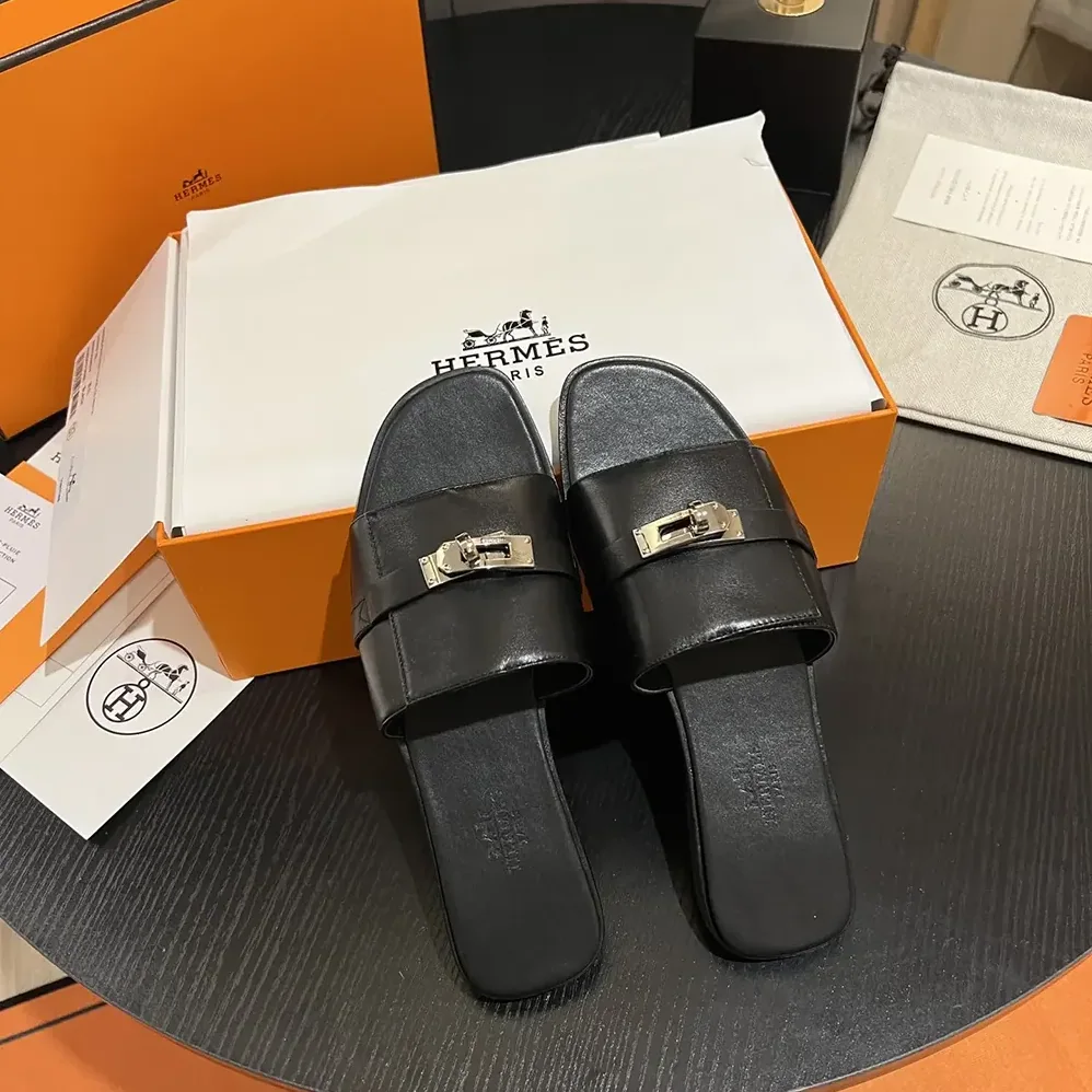 Hermes Giulia Sandal-Black H232129Z for Women Hermes Giulia Sandal-Black H232129Z for Women