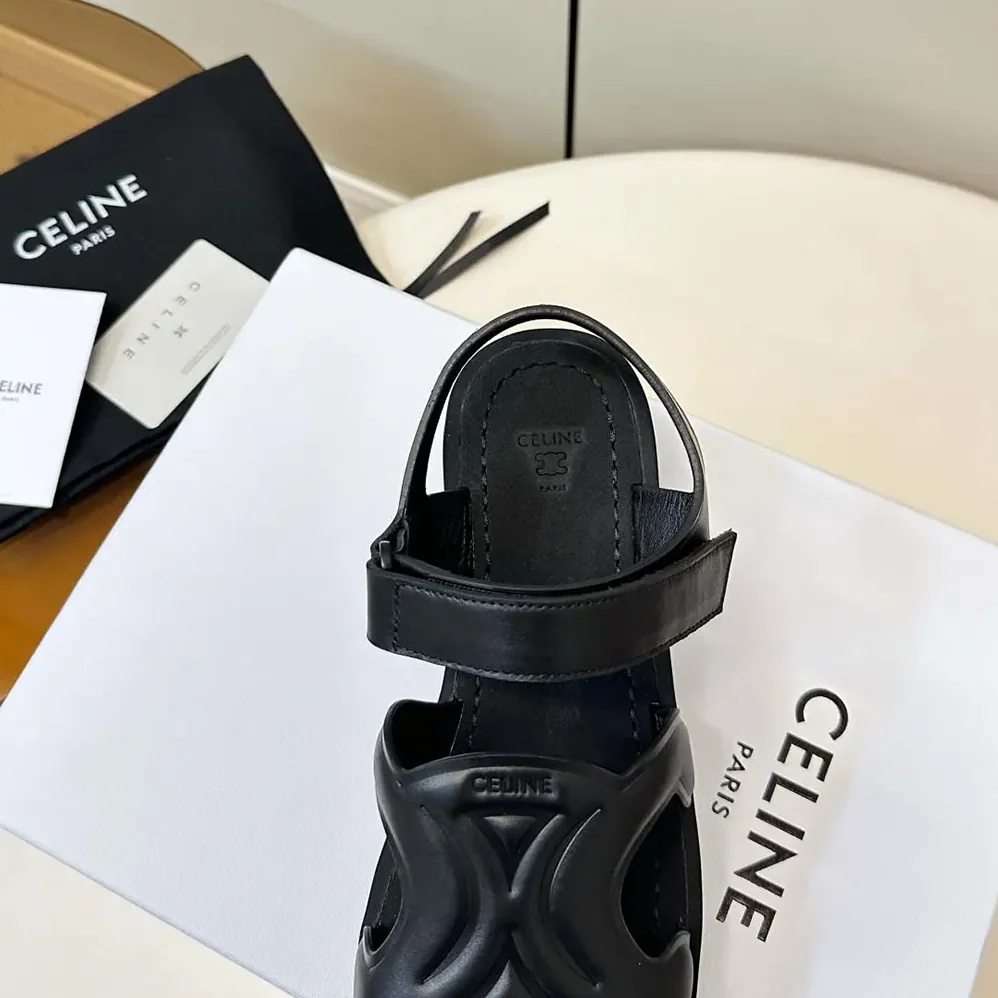 Celine Sunny Sandal In Calfskin – Vegetal Tanning for Women in Black