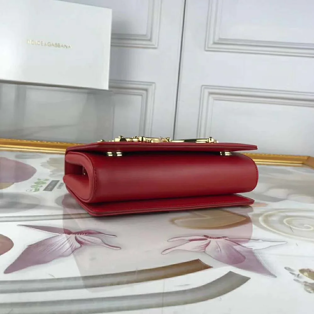 Dolce Gabbana D&G DG Girls Shoulder Bag Nappa Leather for Women in Red Dolce Gabbana D&G DG Girls Shoulder Bag Nappa Leather for Women in Red