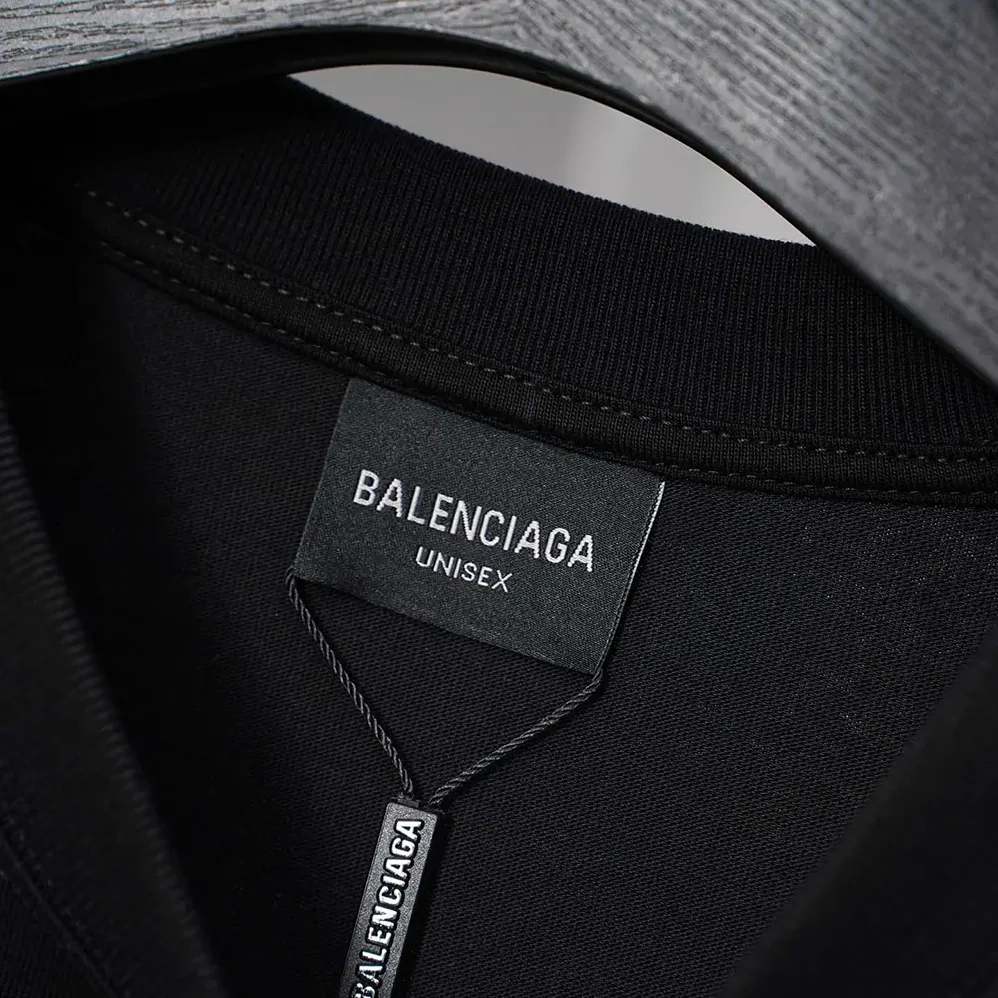 Balenciaga Paris Thunderstorm Oversized T-Shirt in Black Dry Jersey for Men Balenciaga Paris Thunderstorm Oversized T-Shirt in Black Dry Jersey for Men