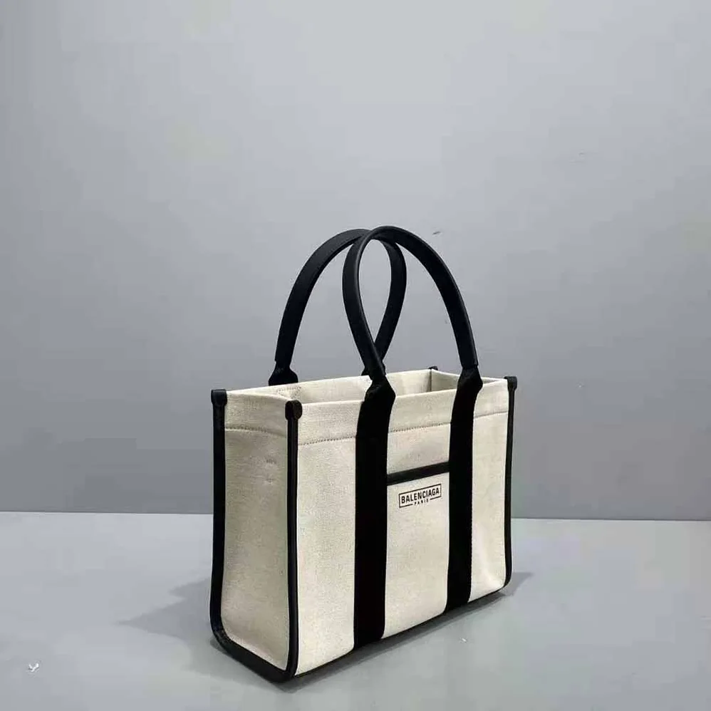 Balenciaga Hardware Small Tote Bag With Strap for Women in White Balenciaga Hardware Small Tote Bag With Strap for Women in White