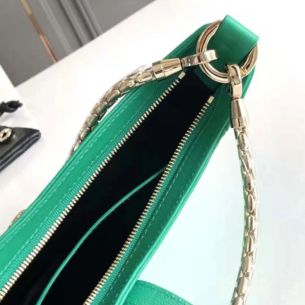 Bvlgari Serpenti Baia Small Shoulder Bag in Calf Leather for Women in Green Bvlgari Serpenti Baia Small Shoulder Bag in Calf Leather for Women in Green