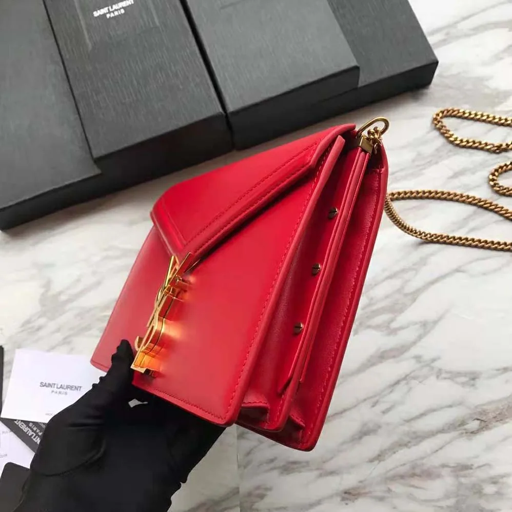 Saint Laurent YSL Cassandra Monogram Clasp Bag in Grain DE Poudre Embossed Leather for Women in Red Saint Laurent YSL Cassandra Monogram Clasp Bag in Grain DE Poudre Embossed Leather for Women in Red