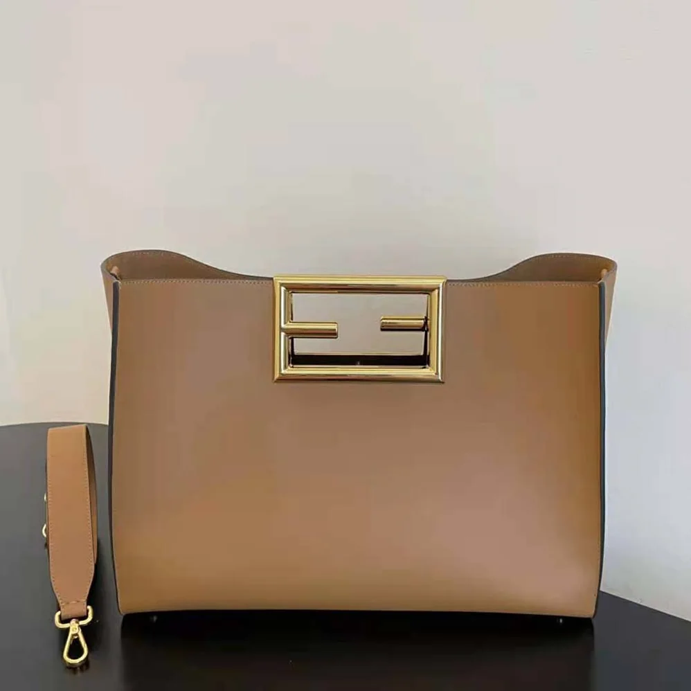 Fendi Way Medium Made of Camellia-Colored Leather Bag for Women in Brown Fendi Way Medium Made of Camellia-Colored Leather Bag for Women in Brown