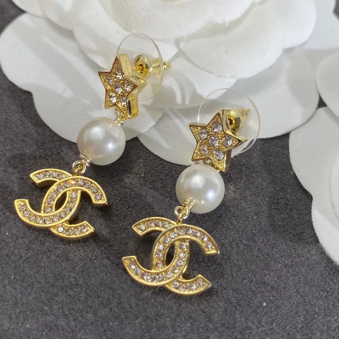 Chanel Star Earrings Gold Chanel Star Earrings Gold